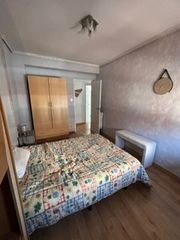 Miete Appartement  Calle nueva. Se alquilan habitaciones por 250 euros al mes todo incluido en l