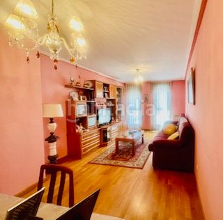 Foto 25483b35-a4fa-4861-a42e-29e6dd63059c. Apartament amb calefacció aparcament terrassa a La Lastra León
