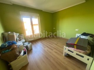 Foto b0493f2b-aa0a-496e-aaf3-5f1ef885517d. Xalet amb calefacció aparcament a Onzonilla