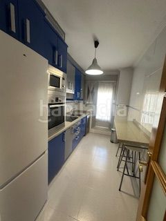 Foto 36f755ba-f442-444e-bd2a-fc0aafc098c9. Lloguer apartament a calle la alameda 7 a San Mamés - La Palomera León