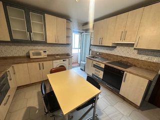 Rent Flat  Avenida de nocedo. Entrada de nocedo, piso de cuatro dormitorios