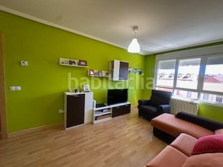 Foto ca7870df-396c-4d15-a964-c7e09ae80c0f. Apartament amb calefacció aparcament a Villaquilambre