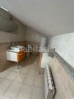 Foto d4b7930f-9739-4477-b0f6-13fc1a5a9cb8. Dúplex amb aparcament a Trobajo del camino