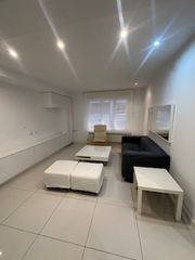 Location Appartement  Calle cardenal jacinto 4. Chantria, apartamento de diseño