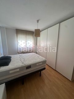 Foto 5bb218cb-6c76-4a0b-bed2-cd999fdac6f7. Piccolo appartamento con riscaldamento parcheggio in Villaquilambre