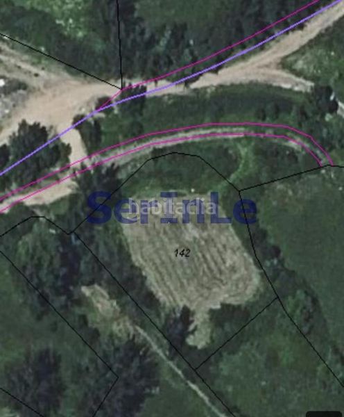 Foto 6c458159-6746-4acf-ac31-a6cb31f13a27. Residential plot in Villaquilambre