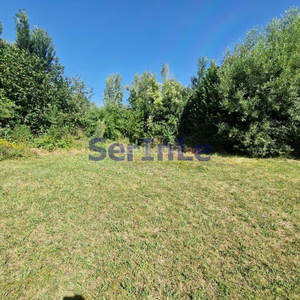 Foto 938957f7-d5fe-4ebc-adb0-8ebcd6cdc8e6. Residential plot in Villaquilambre