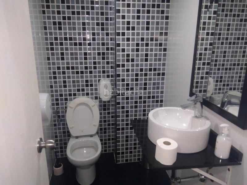 Foto db6fac12-33ce-49fe-a00a-d4af862525fc. Business premise with heating in Zona Alta Ponferrada