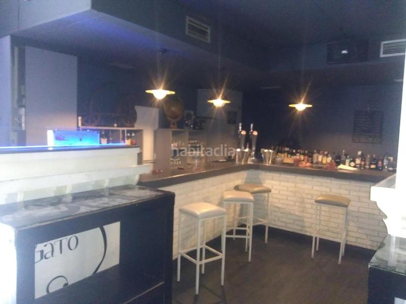 Foto 2a9efd1f-a821-4657-afca-df1840b91761. Local comercial amb calefacció a Zona Alta Ponferrada