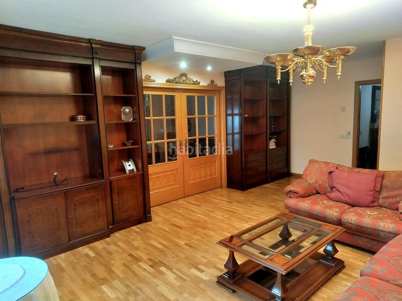 Foto cb4fcd38-831d-4b49-a93a-cd51f3a2237d. Piso en Zona Alta Ponferrada