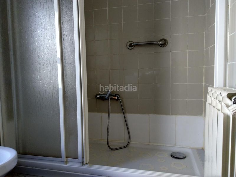 Foto d83d4276-cf92-49ff-a920-0752c9778d6b. Pis amb calefacció a Vega de Espinareda