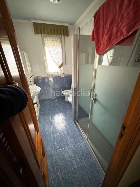 Foto 53c46a73-05f8-4566-8146-3fa6ee1dd125. Casa adossada amb calefacció aparcament a Cuatro Vientos Ponferrada