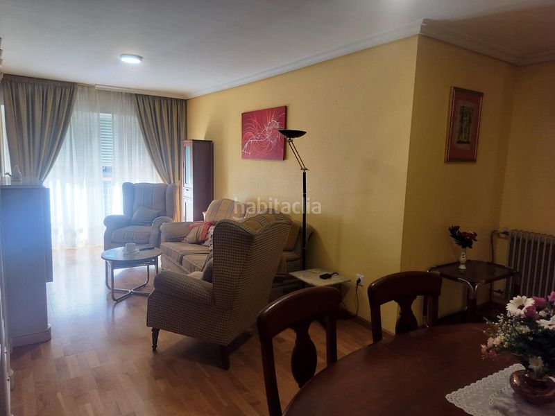 Foto f4750dd5-a972-463f-9e8e-88ffa8836cc5. Pis amb calefacció a Flores de Sil - La Placa Ponferrada