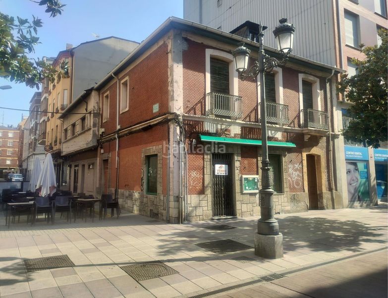 Foto 78c271fd-5f45-4ac1-b325-6857f5e66d98. Casa adossada a Centro Ponferrada