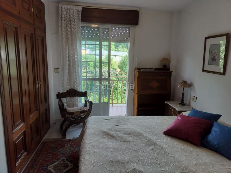 Foto c20671ff-3281-4719-855a-ce7c014da8f7. Casa amb calefacció aparcament a Área Rural Sur Ponferrada