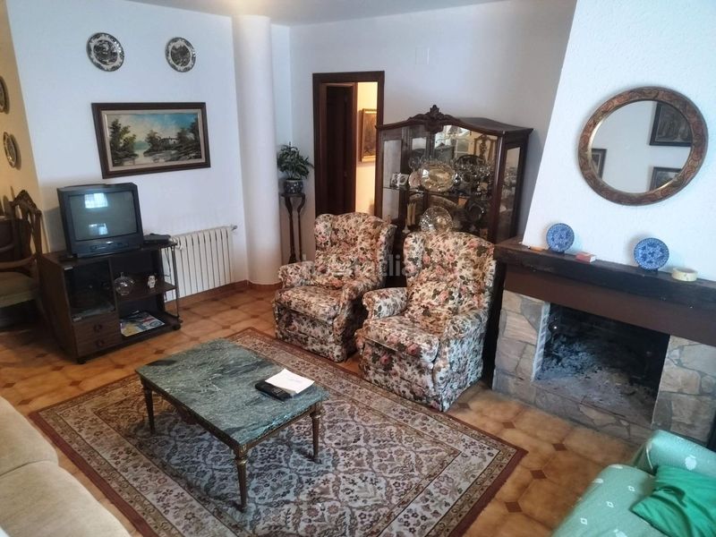 Foto f3c12cdd-c888-4c18-86b2-c0edbf163984. Casa amb calefacció aparcament a Área Rural Sur Ponferrada