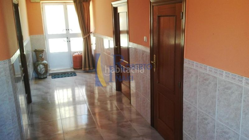 Foto 2e7c5d65-0402-40d1-96ef-4f610525b568. Casa amb calefacció aparcament a Pajares de los Oteros