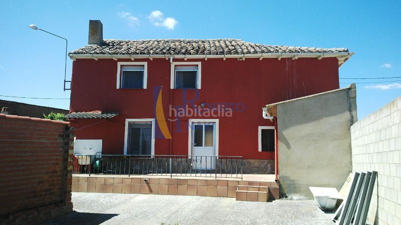 Foto 834fa9ef-6793-4b0d-8e7e-e746df7ccfb2. Casa amb calefacció aparcament a Pajares de los Oteros