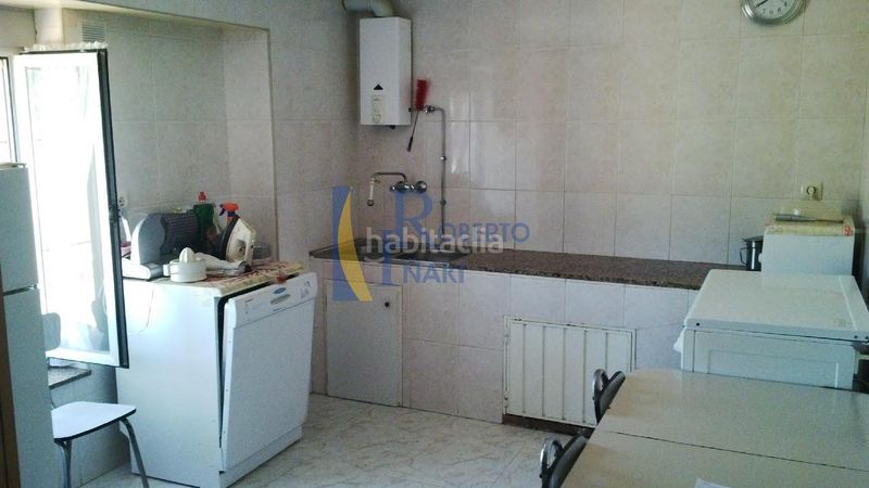 Foto cecde727-4b82-4d54-80b4-16c64176d9f1. Casa amb calefacció aparcament a Pajares de los Oteros