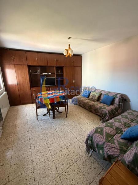 Foto 9c13e8d7-01d9-44e0-8cca-1034a6c9f1c1. Flat with heating in Valencia de Don Juan