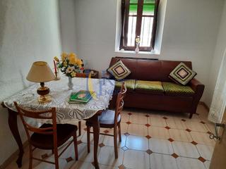 Casa adossada a Mayorga