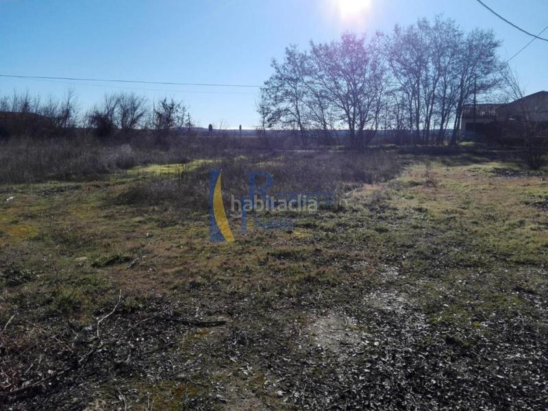 Foto d9d4948c-2dd1-41d4-a0fa-6d9a48e78508. Bâtiment à usage industriel dans Gordoncillo