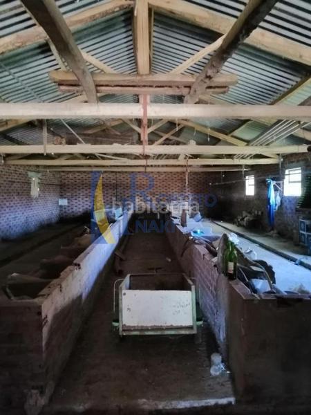 Foto de52e158-c373-4568-bc0d-0f0f865cc1ca. Bâtiment à usage industriel dans Gordoncillo