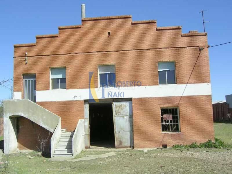 Foto e0c3fc29-026b-4d3d-8a58-6ce1717f40bb. Nau industrial a Valverde - Enrique