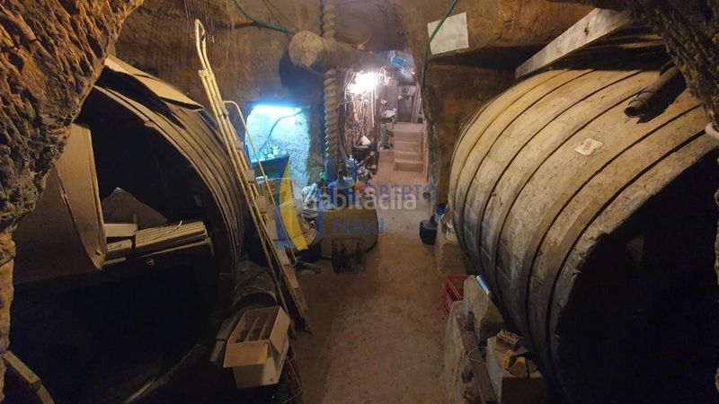 Foto b951d627-207e-4d48-84ea-c7a7f9af9014. Local comercial en Ardón