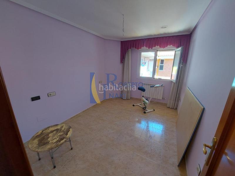 Foto 4b22334d-035b-4ab4-942e-a012c8e46ab1. Pis amb calefacció aparcament a Valencia de Don Juan