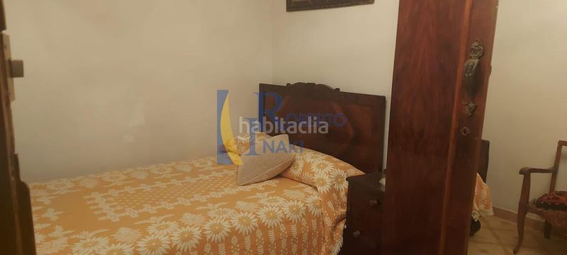Foto 19a28c1a-cfc9-4d48-989f-da964ba9bf34. House with parking in Valencia de Don Juan