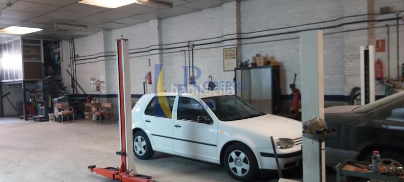 Foto e6655ca8-fde7-49f3-bbfe-5744643a0c6a. Nave industrial en La Vega - La Sal León