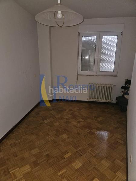 Foto 7b77ad2a-75bc-4648-a04f-0528ec16f0c5. Piso en Valencia de Don Juan