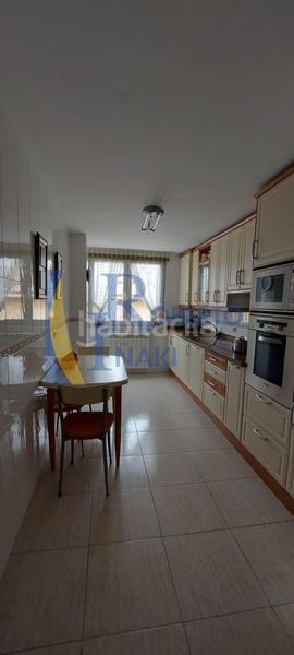 Foto c5bce604-34fd-423e-a59e-7924ee5e84c3. Flat with heating parking in Valencia de Don Juan