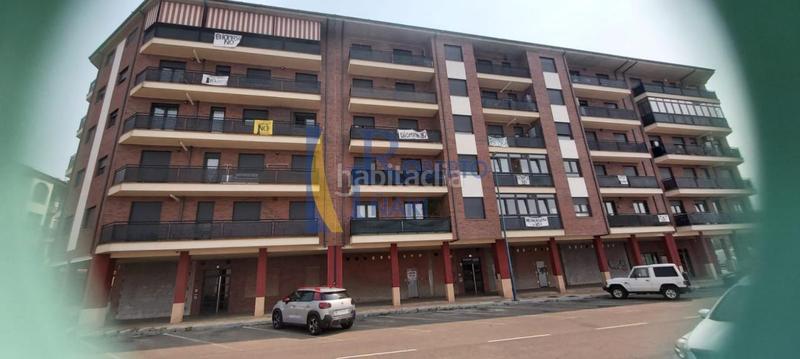 Foto fed64ce5-a691-47e3-8864-4b223de5e12e. Appartamento con riscaldamento parcheggio in Puente Castro León