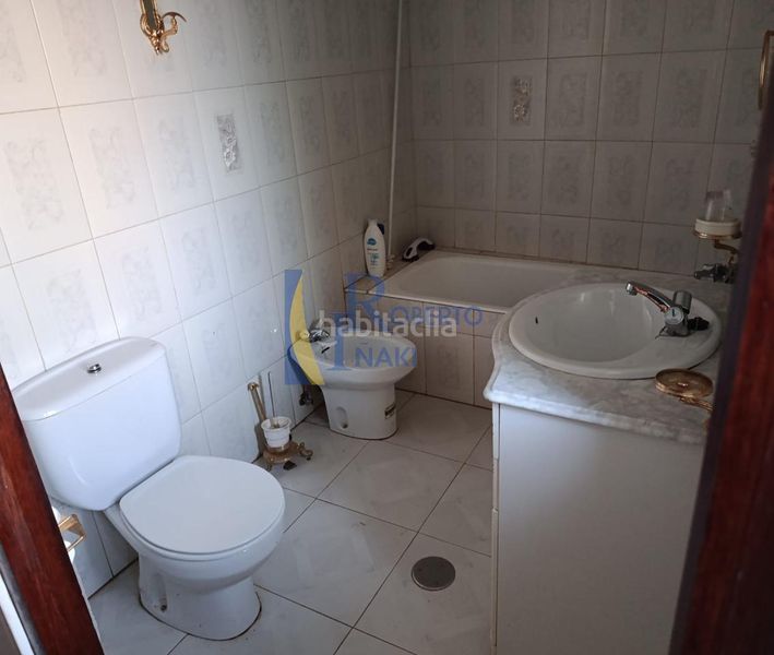 Foto b7640dc1-0d74-4790-a77b-5b4fc7104969. Casa con riscaldamento in Algadefe