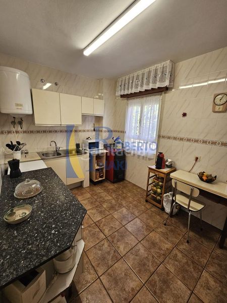 Foto 996dfcf0-bd8e-4210-95ca-18bd930517a8. Casa amb calefacció a Laguna de Negrillos