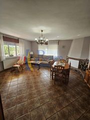 House in Laguna de Negrillos