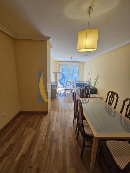 Foto 3afcd136-68cb-4949-8644-ffff33f2c275. Pis amb calefacció aparcament a Valencia de Don Juan