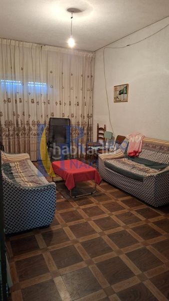 Foto a2b0745c-0965-485e-bce5-9230e7988a0e. Casa a Valencia de Don Juan