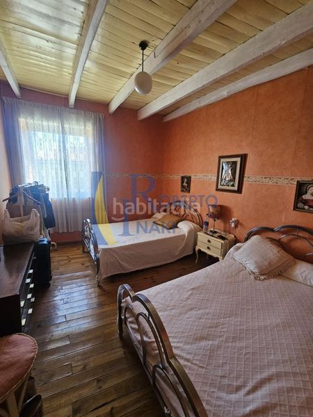 Foto 1db2625b-1f58-4350-942c-e9431fba0881. Casa amb aparcament a Gusendos de los Oteros