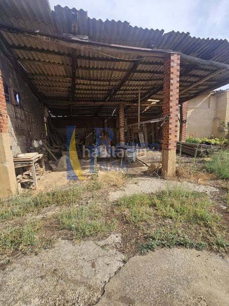 Foto 83b4de1d-837d-4e27-8984-7d9b2911230a. Casa amb calefacció aparcament a Pajares de los Oteros