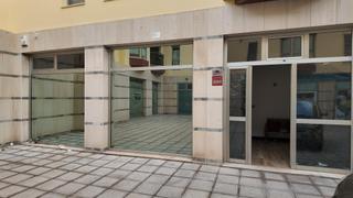 Lloguer Local Comercial a San Gregorio. Se alquila local en san gregorio telde con agua y luz incluido l