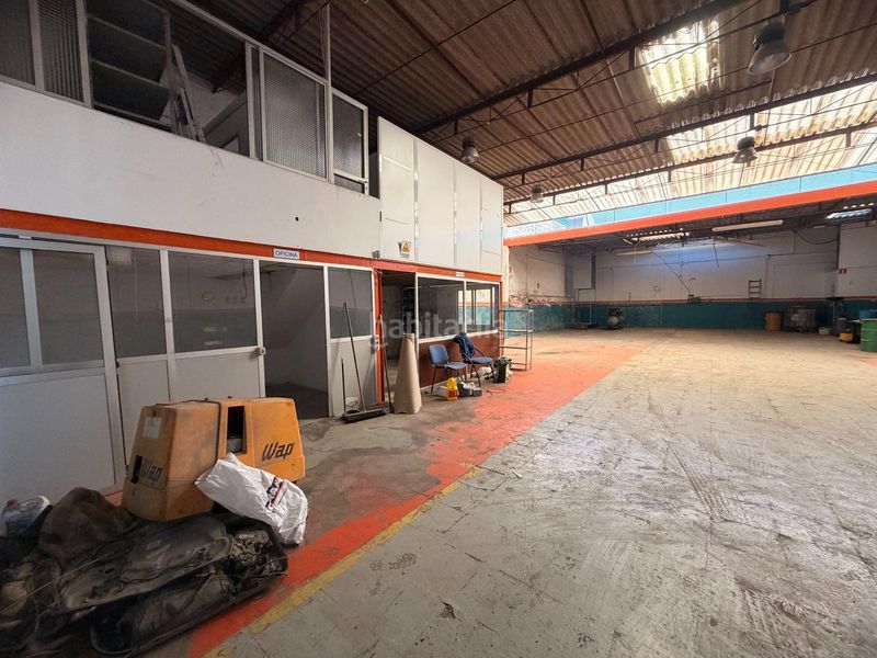 Foto f5f6f0ce-342a-4a87-82b4-f4f9e9ddbc67. Nau industrial a San Gregorio Telde