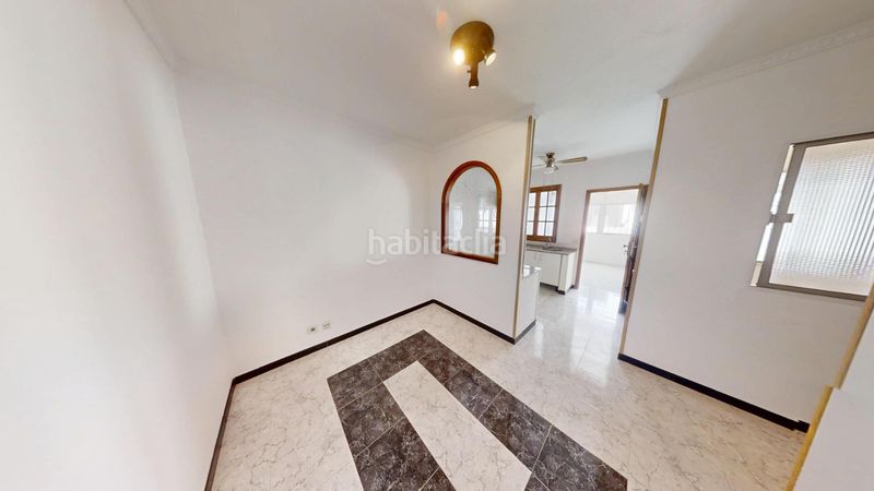Foto f81eedc6-034f-4f01-92f5-ef0d234cb937. Casa adossada a Burrero Ingenio