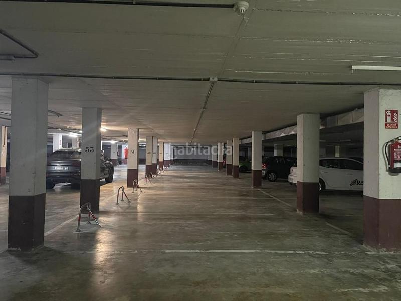 Foto 64cde591-2a03-4da9-a84d-de30ba6f5f6d. Aparcament cotxe a Ibaeta Donostia - San Sebastián