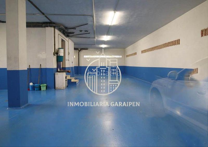 Foto 470db272-1993-47e9-a521-a2f6df82633c. Aparcament cotxe a Aia