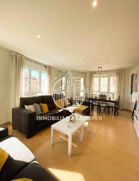 Foto 385d9477-39ce-45a6-8d7e-6991c6721600. Haus mit heizung parking in Santacara