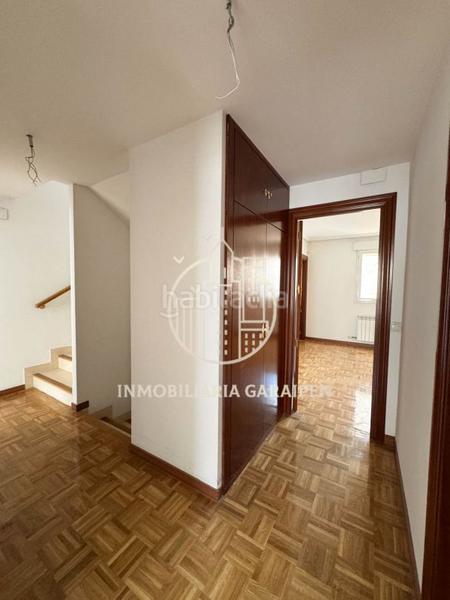 Foto 0720e378-51fb-401b-8daa-bbce121372cd. Casa adosada se vende adosado a estrenar en Olite