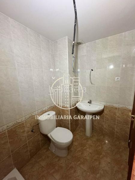 Foto 0c8d77ee-e191-4787-96b7-f9c0354c9174. Casa adosada se vende adosado a estrenar en Olite